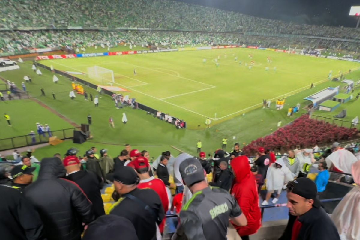 Vídeo: veja momento em que torcida do Inter é expulsa de estádio