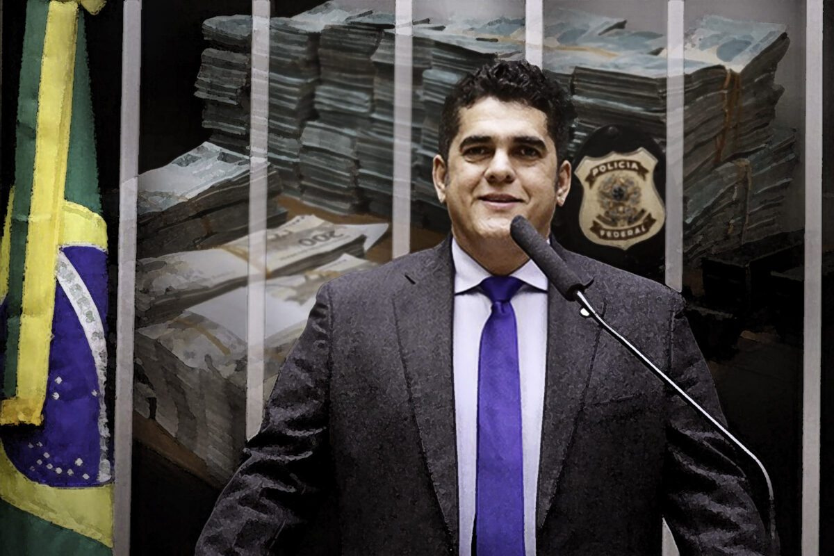 Mensagens mostram PMs ligados a deputado em transporte de dinheiro