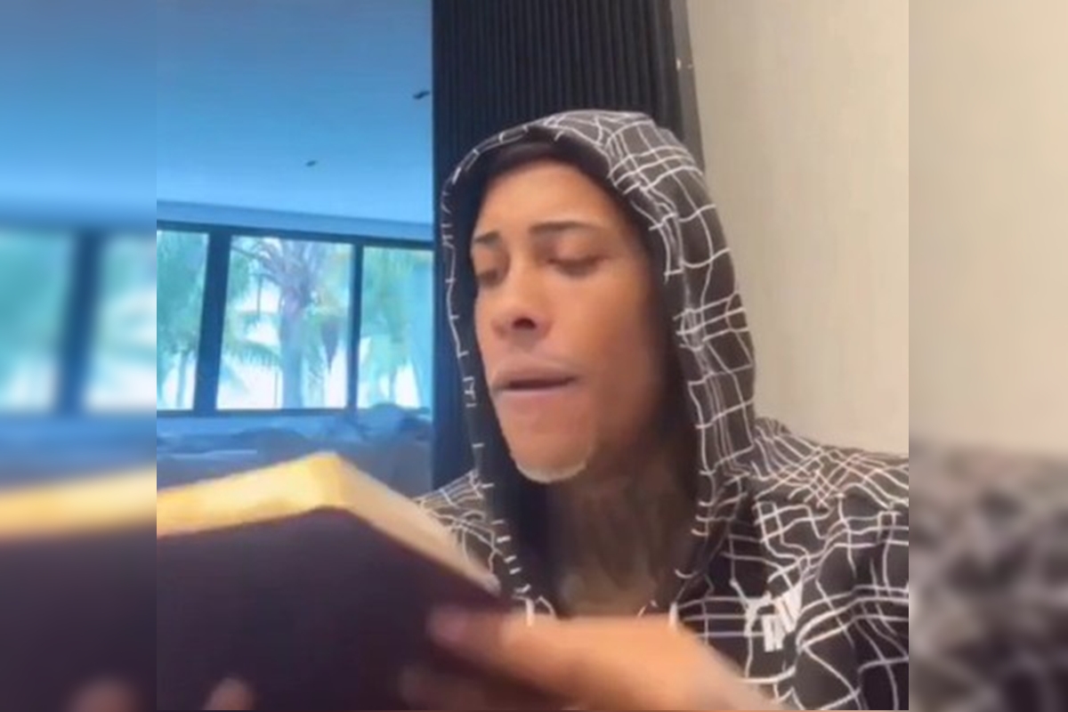 Após prisão, MC Poze incentiva leitura da bíblia: “Pastor de Israel”