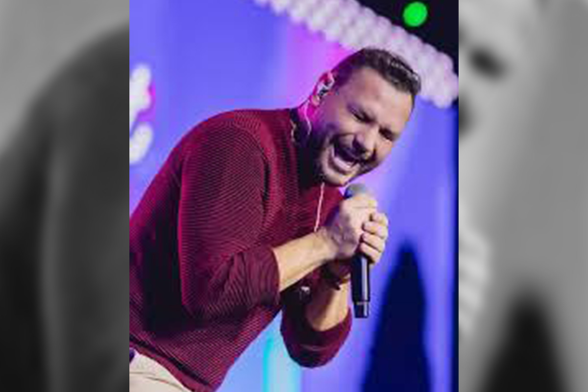 Lenno, cantor da Desejo de Menina, é preso após show em festa junina