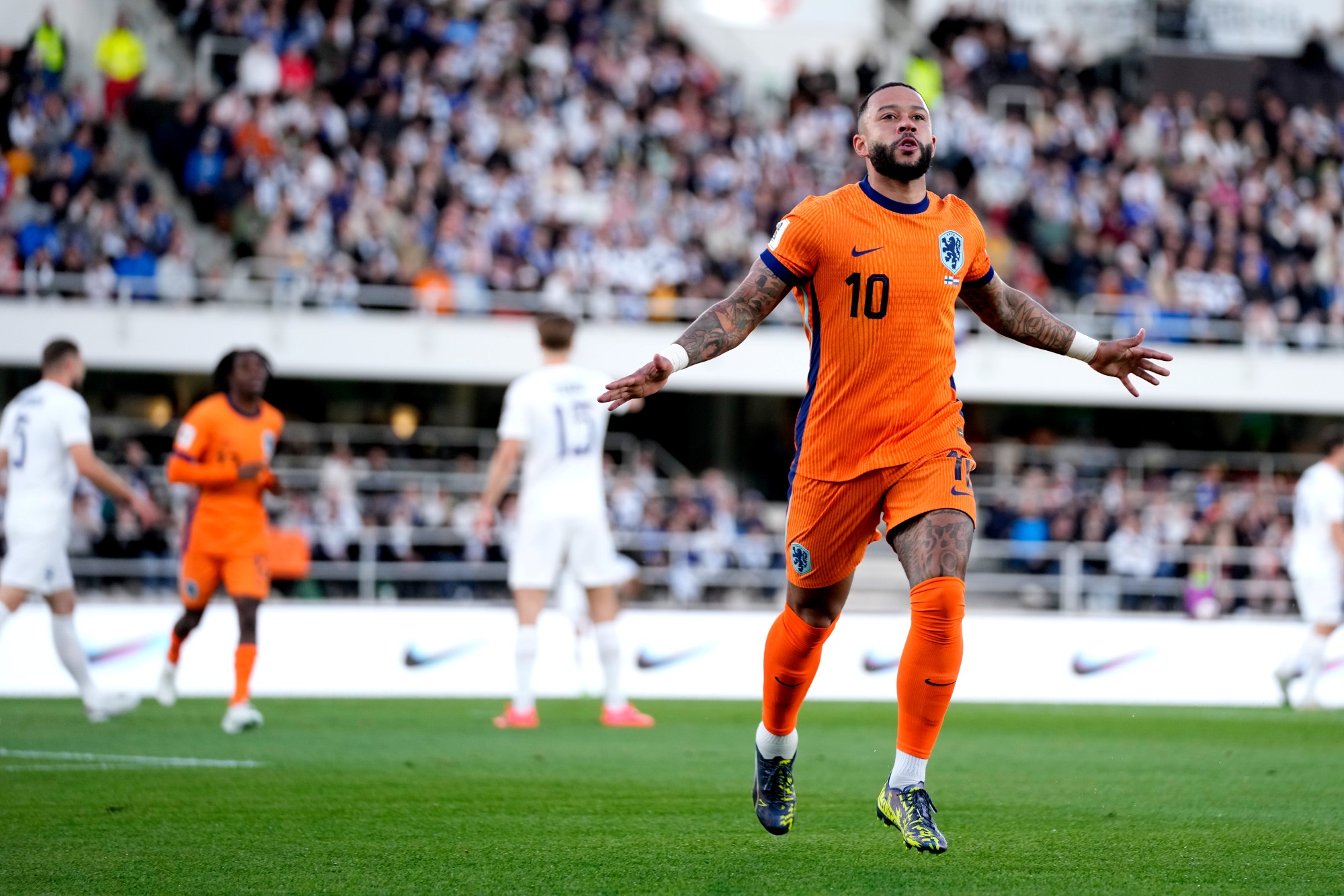 Eliminatórias: Holanda vence Finlândia e Inglaterra bate Andorra. Veja