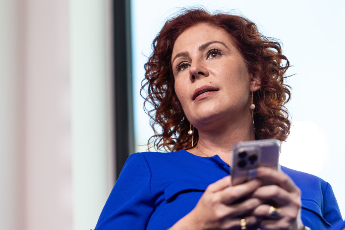 PT pede perda imediata de mandato de Carla Zambelli