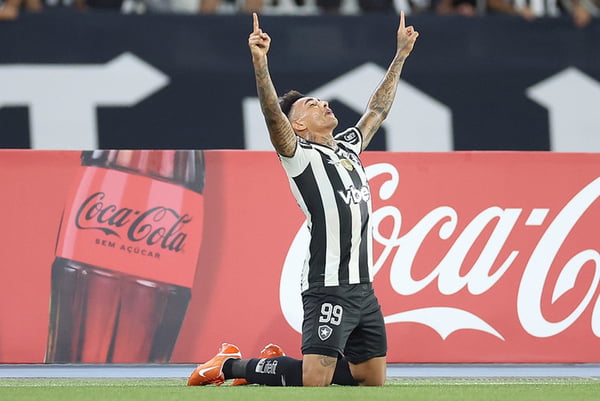 Santos e Botafogo se enfrentam pelo Brasileirão: saiba onde assistir