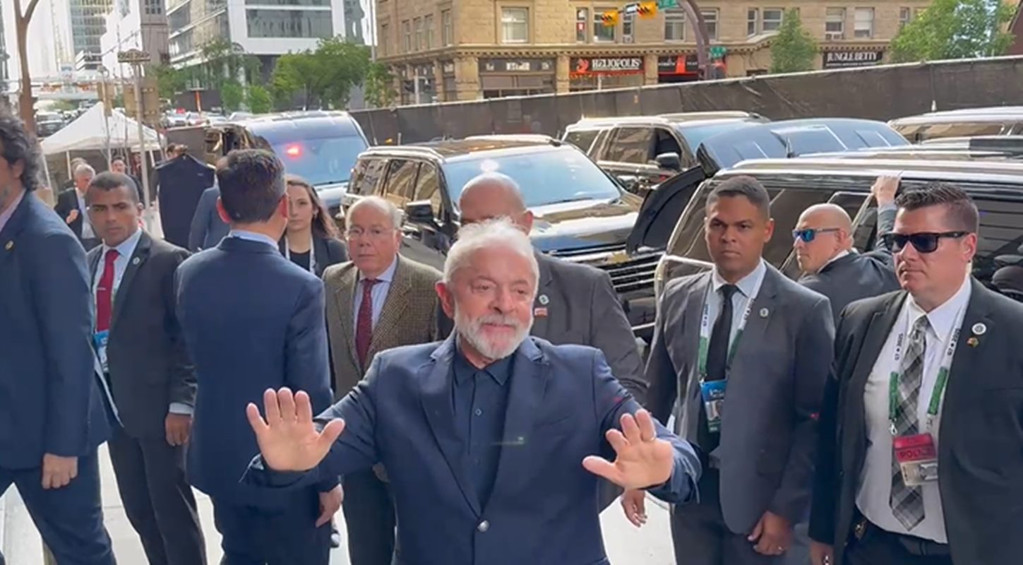 No Canadá, Lula evita IOF e diz que conflito entre Israel-Irã preocupa