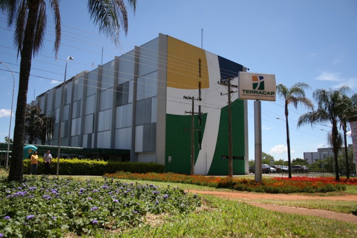 Terracap faz plantão de regularização para moradores do Jóquei. Veja
