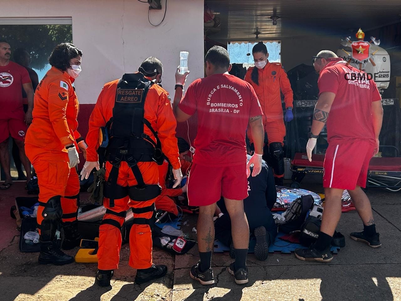 Vídeo. Bombeiros salvam homem de 37 anos que se afogou no Lago Paranoá
