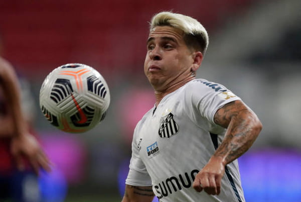 Desfalcado, Fluminense encara adversário de peso em estreia no Mundial
