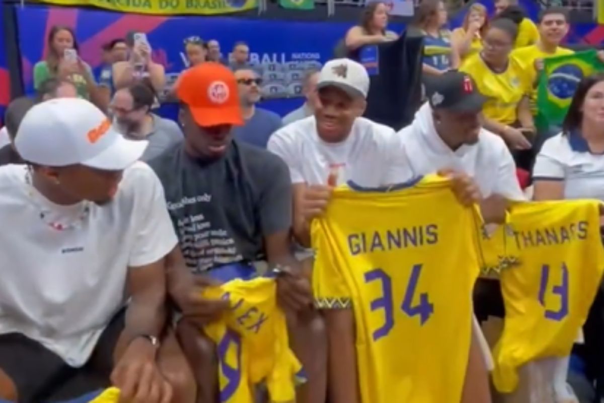 Astro da NBA é flagrado em jogo da Seleção de vôlei no Maracanãzinho