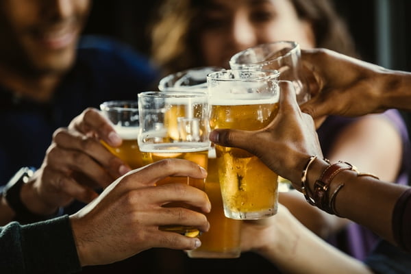 OMS: mais um tipo de câncer é ligado ao consumo frequente de álcool