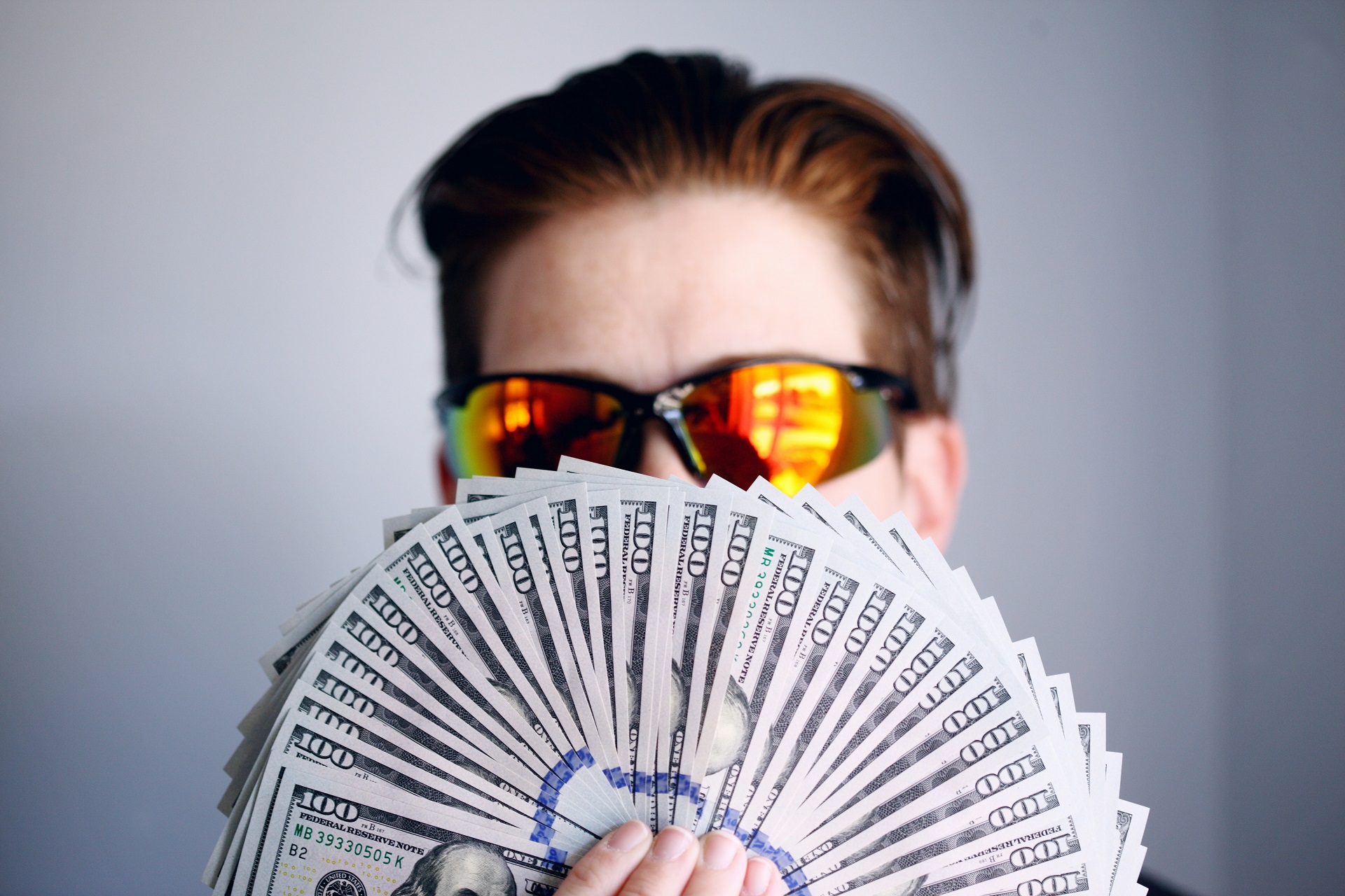 Como juntar R$ 1 milhão investindo R$ 3 mil por mês – sem herança e sem milagre