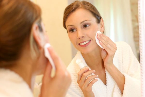 Creme antirrugas com apenas 2 ingredientes nutre e rejuvenesce a pele
