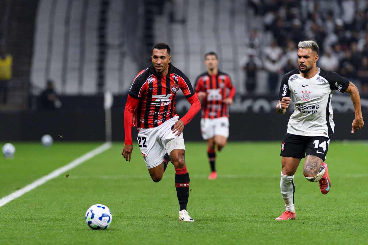 Sob os olhares de Ancelotti, Corinthians empata sem gols com o Ceará