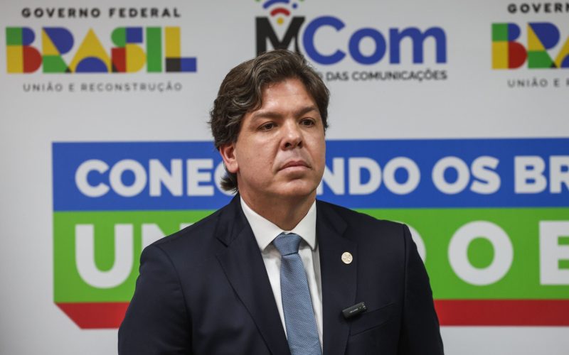 Novo ministro das comunicações é oficializado em cerimônia em Brasília