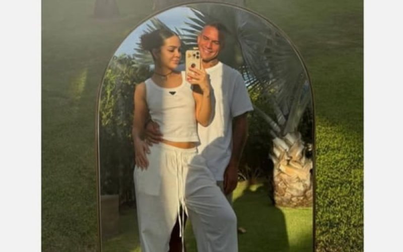 Assumidos! Mel Maia posa abraçada com lutador após rumores de affair