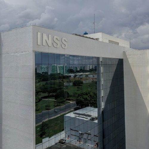 Mais de 1,8 milhão denuncia ao INSS descontos ilegais na aposentadoria