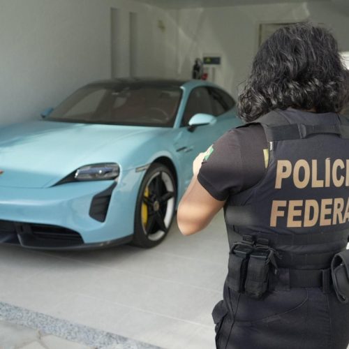 BMW em nome de esposa de ministro do TCU é apreendida com “Careca do INSS”