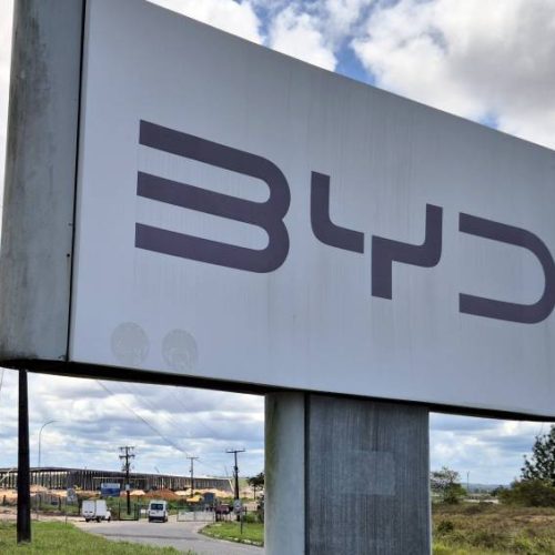 BYD terá mineração de lítio em Minas Gerai…