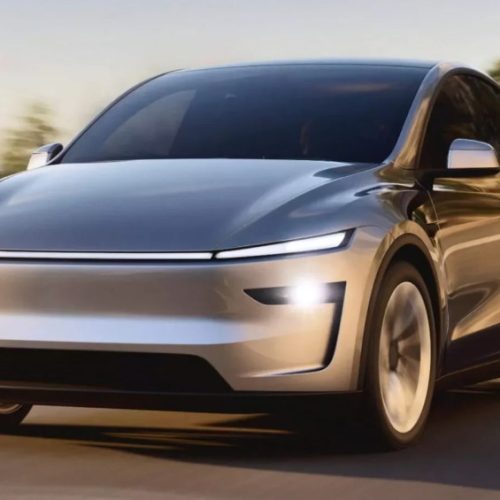 Tesla repete feito e Model Y foi o carro m…