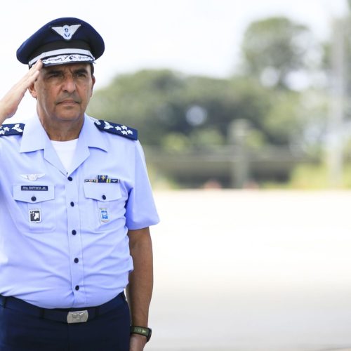 Ex-chefe da FAB disse que sofreu pressão por não assinar “minuta do golpe”