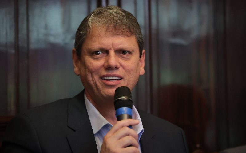 Paraná Pesquisas: Tarcísio lidera cenários de 1º turno para governo de SP