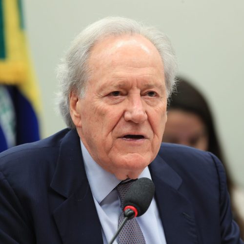 Lewandowski nega ação em larga escala de espiões russos no Brasil