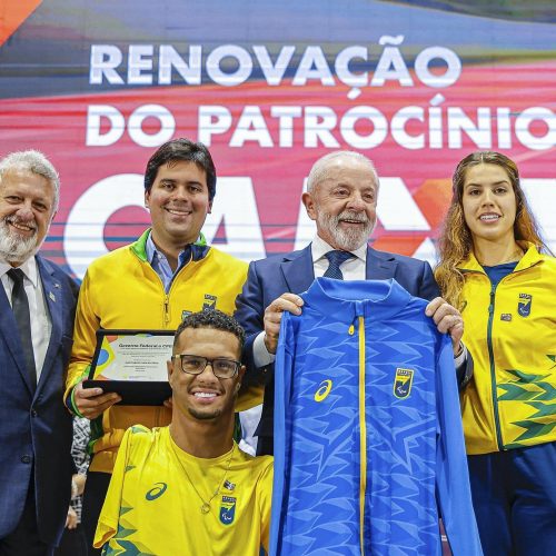 Lula propõe “universidade do esporte“ e cita divergência sobre o tema