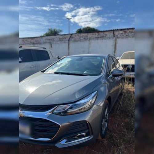 De Mercedes-Benz a Porsche: picareta tem R$ 3 mi retidos após golpes