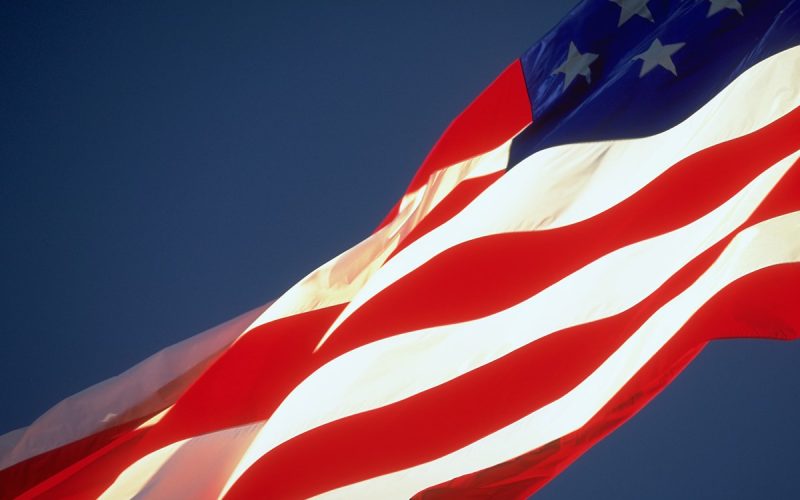 Com tarifaço, Estados Unidos têm déficit comercial recorde em março