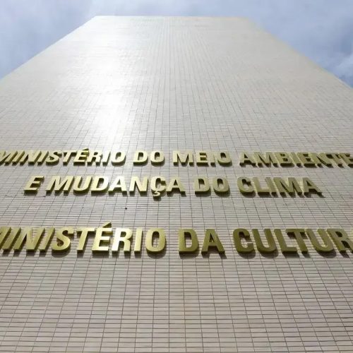 PL do licenciamento afrouxa proteção e ignora crise climática, diz governo