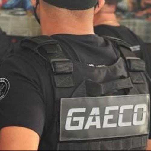 Justiça torna 36 denunciados em réus por produção de cigarros falsos no RJ