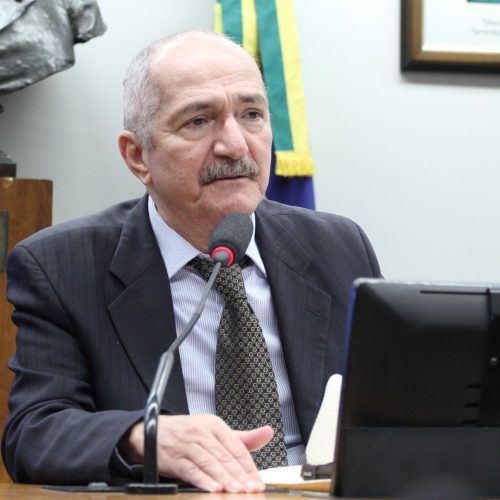 Quem é Aldo Rebelo, ex-ministro que Moraes ameaçou prender no STF