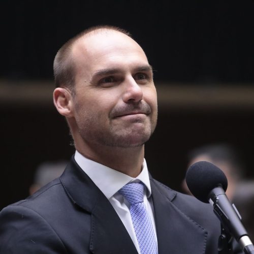 Eduardo Bolsonaro repercute possível sanção dos EUA a Moraes: “Venceremos“