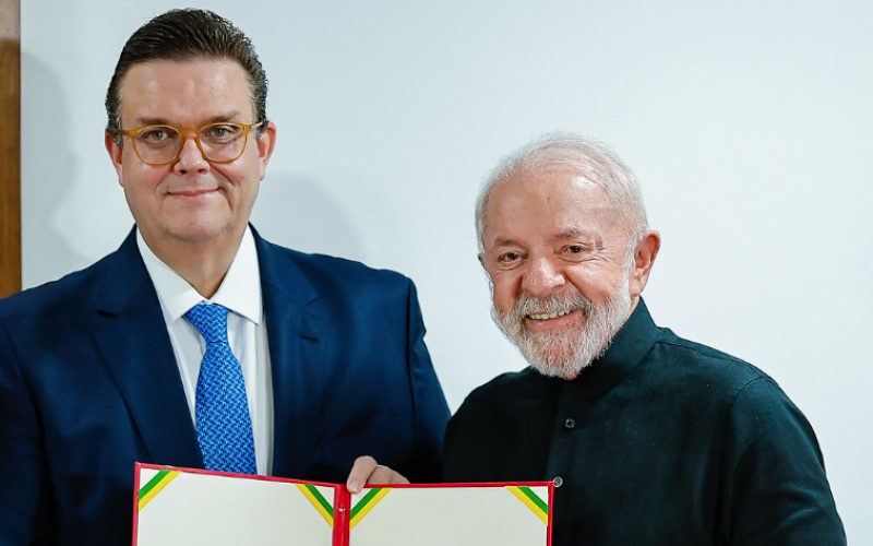 Novo ministro esteve em reunião em que governo foi alertado sobre fraude
