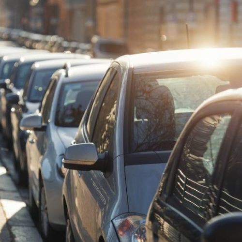 Plástico de carro é cancerígeno quando exp…